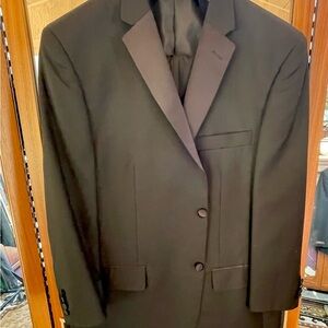 Classic Black Men's Tuxedo